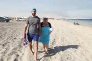 Jenny and Aladin at beach.