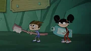 Mit Zahnbürste und Zahnpasta wollen Scotty und Greta (r.) den Zahn-Troll bekämpfen.