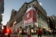 Das Macy's in der Abenddämmerung