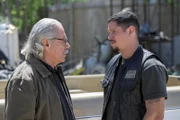 L-R: Edward James Olmos as Felipe Reyes and JD Pardo as EZ Reyes