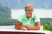 Chefjuror Dieter Bohlen am zweiten Set des Auslands-Recalls in Thailand in der Phang Nga Bay.