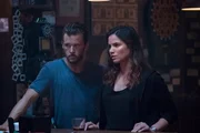 SEASON: 01 CAST: Steve Hammond (Ryan Kwanten), Karen Beach (Katarina Law) COUNTRY: USA YEAR: 2018