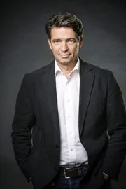 hr-fernsehen KRIMINALREPORT HESSEN (2), Moderation: Robert Hübner, am Sonntag (19.01.14) um 19:00 Uhr.
Moderator Robert Hübner.