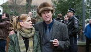 Bodo Schüler (Uwe Bohm, r.) macht Paloma (Gro Swantje Kohlhof, l.) ein Angebot.