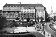 Blick auf die Fassade des KaDeWe, 1931