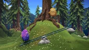 Kiwi und Strit lassen sich einiges einfallen, um den Ballon zurück zu holen.