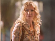 Ari Graynor as Cassie