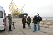Als erstes Filmteam dürfte die "Story im Ersten"-Crew den geheimen Hafen Oktjabrsk in der Ukraine besuchen.