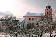 Weihnachten in aller Welt kommt dieses Mal aus der Benediktinerabtei von Kloster Rohr im Landkreis Regensburg.