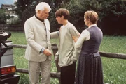 (v.l.n.r.) Dr. Pankraz Obermayr (Walther Reyer); Maxl Burgner (Manuel Guggenberger): Franzi Pirchner (Enzi Fuchs)