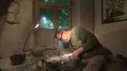 Der Töpfer Thomas Kummer hat seinen Laden mit Werkstatt auch in Fürth.