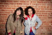 Abbi Jacobson mit Ilana Glazer