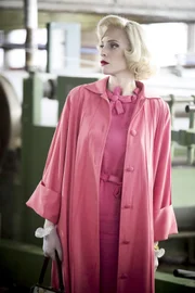 Marlène (Elodie Frenck)