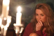 Faith Howells (Eve Myles)