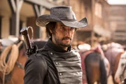 Hector Escaton (Rodrigo Santoro).
