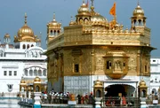 Der Goldene Tempel in Amritsar, der heiligste Schrein der Sikhs.
Honorarfrei - nur fr diese Sendung bei Nennung ZDF und Gert Anhalt