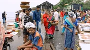 Ranveer Brar, li, Fisher Woman (Harsha Tai, re)
