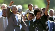 Nelson Mandela (l.)