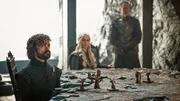Tyrion (Peter Dinklage, li.), Daenerys (Emilia Clarke) und Jorah (Iain Glen, re.)