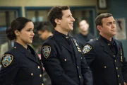 Amy Santiago (Melissa Fumero), Jake Peralta (Andy Samberg, M.), Charles Boyle (Joe Lo Truglio)