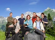 Guppenbild der "Fernweh"-Moderatoren: Erste Reihe: Claudia Weber, Pascale Menzi, Sonja Hasler; zweite Reihe: Thomas Bucheli, Ueli Schmezer, Rainer M. Salzgeber, Kathrin Winzenried