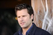 Bei der Neueröffnung eines Vergnügungsparks beobachtet Shawn (James Roday) einen Mord in der Geisterbahn. Doch da eine Leiche fehlt, schreibt man den vermeintlichen Mord Shawns überbordender Phantasie zu.