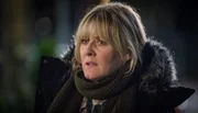 Catherine (Sarah Lancashire) beginnt das Ausmaß der Tragödie langsam zu überblicken.