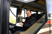 NDR Fernsehen DIE FAHRSCHULE (1/3), "Dicke Luft im Golf", am Samstag (04.07.15) um 14:45 Uhr.
Fritz Michel ist gelernter Bäckermeister. Nun macht er den Busführerschein.
Fotos können auch für Folge 2 und Folge 3 verwendet werden!