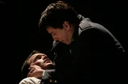 Ianto Jones (Gareth David-Lloyd) und Captain Jack Harkness (John Barrowman, r)