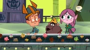 Die vielen Törtchen auf dem Fließband in Vipkrads Fabrik sehen verlockend aus für Marcus, Ratrick, Ephi und Lumi (von l.).
