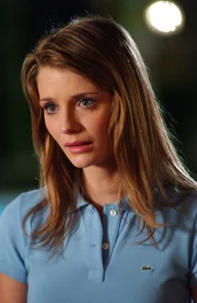 Mischa Barton (Marissa).