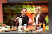 v.li.: Moderator Dennis Wilms und Food Coach Jasmin Brandt.