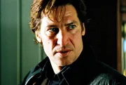 Tobias Moretti (Stefan Lindman).