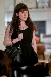 Madeleine Martin (Becca).