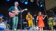 Band "Spinvis" - Spinvis (dt. Spinnenfisch) ist das Bandprojekt des Musikers Erik de Jong (l).