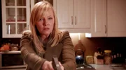 Detective Amanda Rollins (Kelli Giddish) hat den Freund ihrer Schwester erschossen - mit ihrer Dienstwaffe. Es war Notwehr, dennoch wird sie wegen Mordes verhaftet.