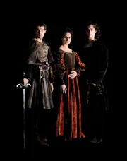 Stanley Weber (Juan Borgia), Assumpta Serna (Vannozza Catanei), Mark Ryder (Cesare Borgia).