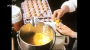 Das beste Eis kommt aus Italien - der Film "I Gelatai" (1977) verrät das Geheimnis seiner Entstehung: Ohne Ei kein Eis.