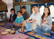 Szene aus «Bhutan - Flieger im Land des Donnerdrachens»