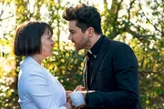 L-R: Lara Featherstone (Julie Ann Emery), Jesse Custer (Dominic Cooper)