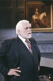 George Farr (Bert Freed)