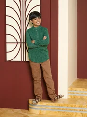 JESSIE - Karan Brar stars as Ravi Ross on Disney Channel's "Jessie." (DISNEY CHANNEL/CRAIG SJODIN)