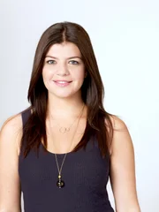Casey Wilson (Penny).