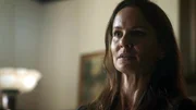 Sara (Sarah Wayne Callies) wird immer noch festgehalten..