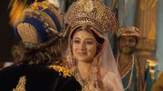 Kaiser Jalal Akbar (Rajat Tokas, li)
Königin Jodha Bai (Paridhi Sharma, re)