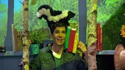 Eine perfekte Tarnung ist alles! Fast wie ein Chamäleon passt sich Daniele der natürlichen Umgebung des Studios an.