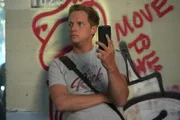 Jimmy (Chris Geere)