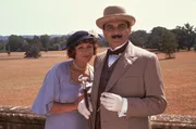 Countess Vera Rossakoff (Kika Markham) und Poirot (David Suchet)