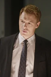 Donald Ressler (Diego Klattenhoff)