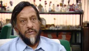 Für den Vorsitzenden der UN Weltklimaorganisation (Rücktritt Feb. 2015), Rachendra Pachauri, ist es ganz klar: "Wir leben gemeinsam auf dem Raumschiff Erde. Alles was wir tun, hat Folgen für jeden von uns."